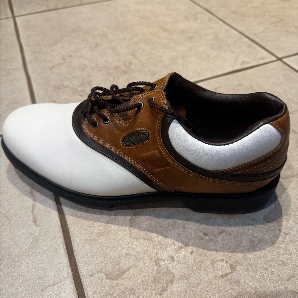 Brand new FootJoy White and Brown Oxfords with Cushioned Sole